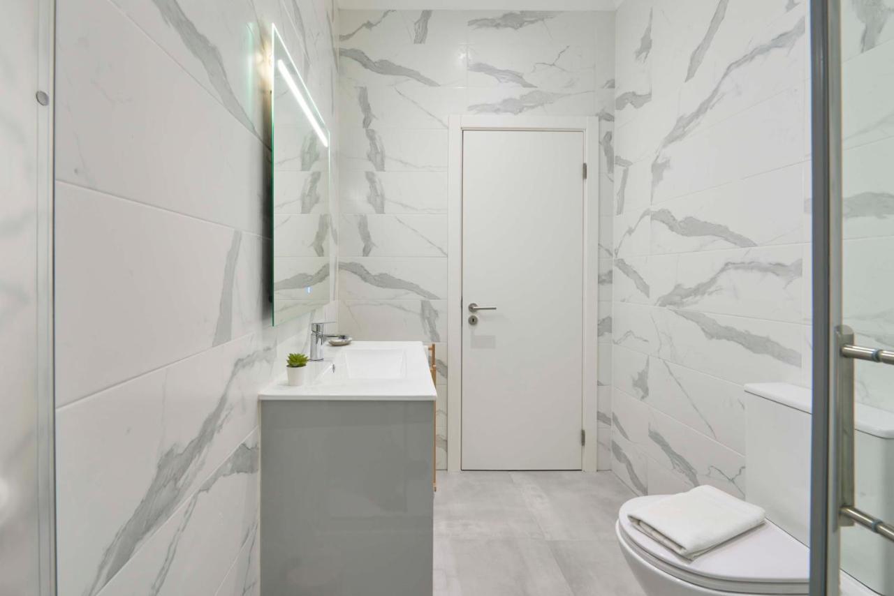Spacious & Light-Filled 4Br Apartment By Timecoler Amadora Exterior photo